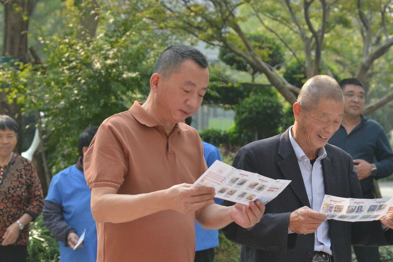 文明乘梯進小區,美好生活共守護——巨龍電梯安全知識科普及應急演練活動 文明乘梯進小區,美好生活共守護——巨龍電梯安全知識科普及應急演練活動