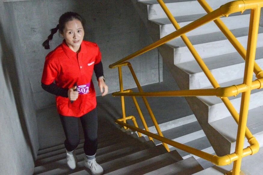 7分47秒登上南潯之巔 刷新紀錄