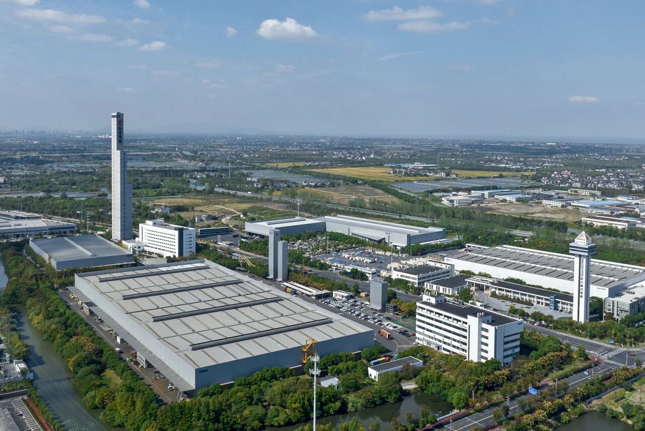 國家市場監(jiān)督總局領(lǐng)導(dǎo)蒞臨巨龍電梯調(diào)研指導(dǎo)