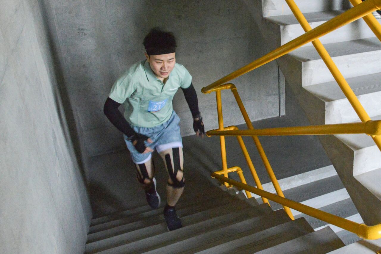 7分47秒登上南潯之巔 刷新紀錄