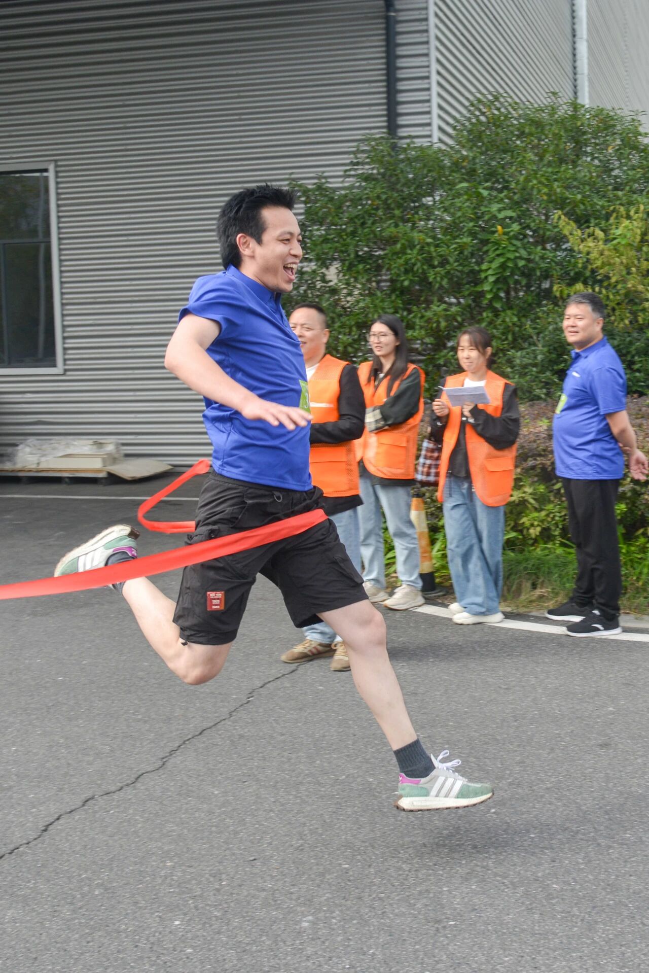 7分47秒登上南潯之巔 刷新紀錄